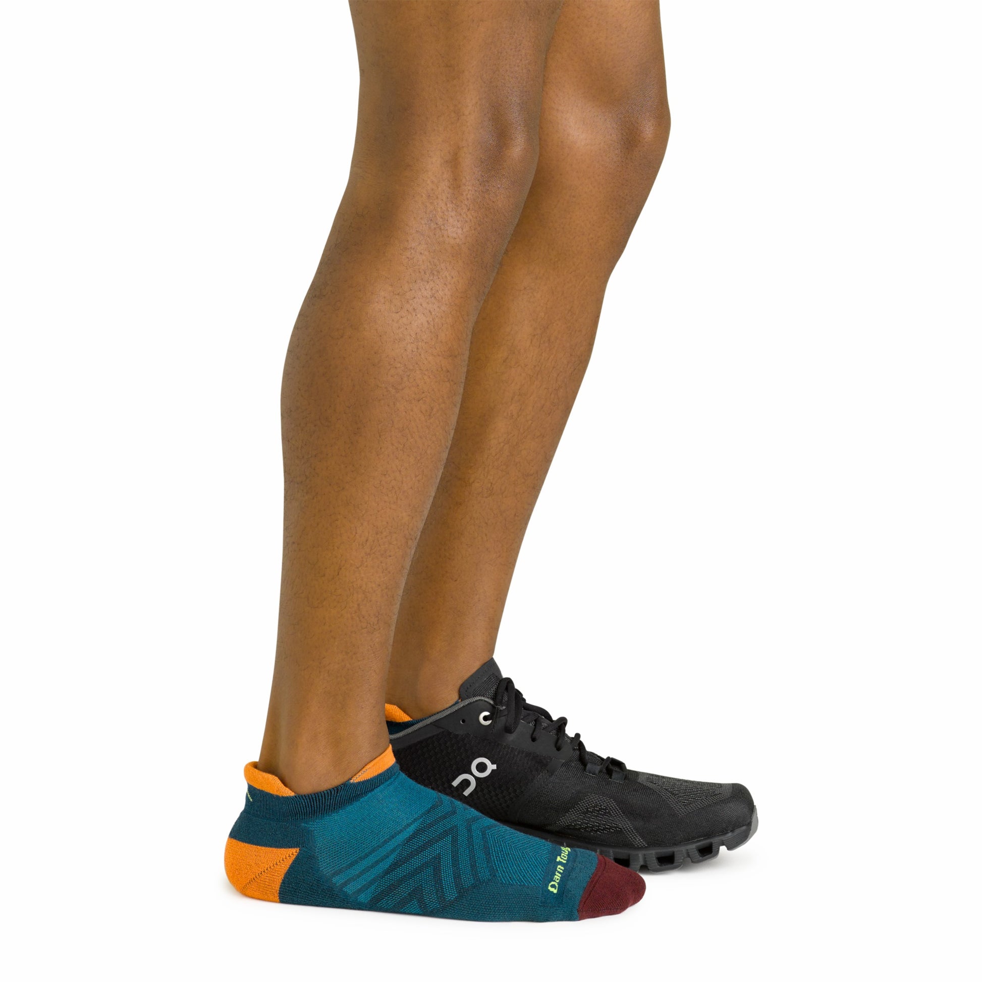 Men's Run No Show Tab Cushioned Ultra-Lightweight Running Socks | Darn Tough