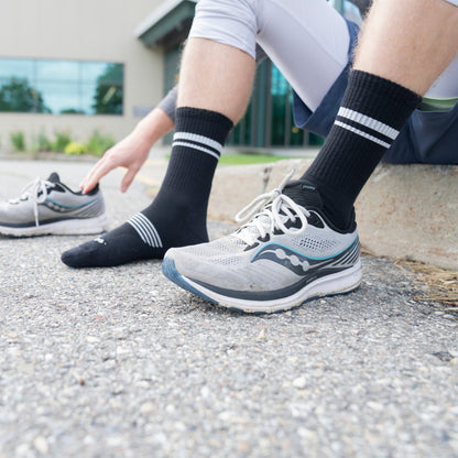 Men's Element Micro Crew Lightweight Running Socks | Darn Tough