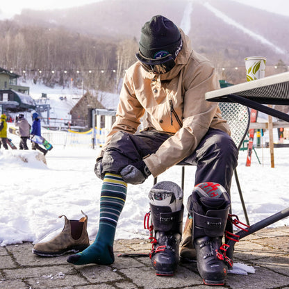 Men's Snowpack Over-the-Calf Midweight Ski & Snowboard Socks | Darn Tough