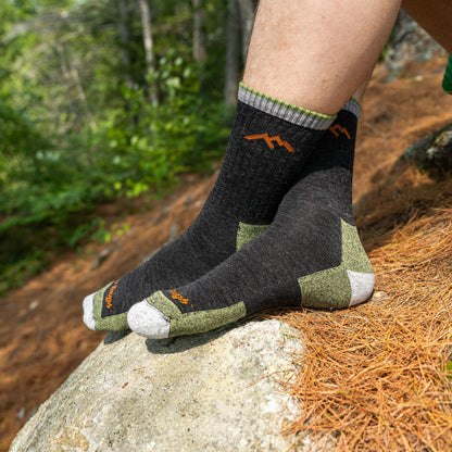 Men's Hiker Micro Crew Midweight Hiking Socks | Darn Tough