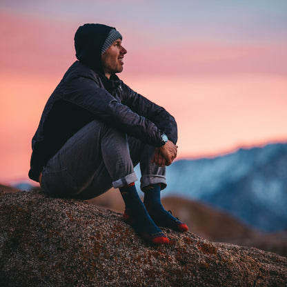Men's Hiker Micro Crew Midweight Hiking Socks | Darn Tough