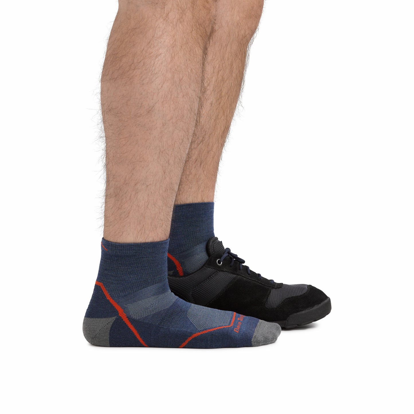 Men's Light Hiker Quarter Lightweight Hiking Socks | Darn Tough