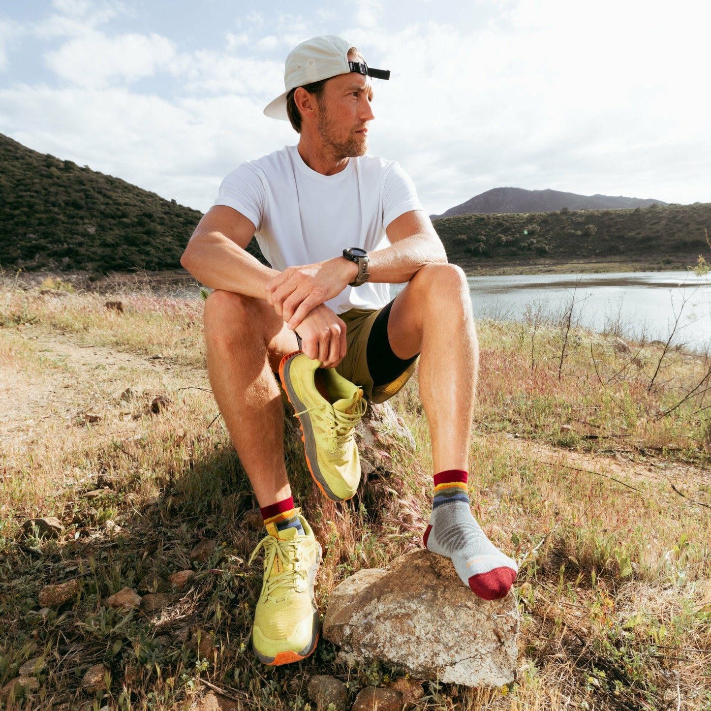 Men's Run Quarter Cushioned Ultra-Lightweight Running Socks | Darn Tough