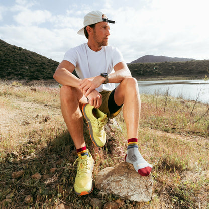 Men's Run Quarter Cushioned Ultra-Lightweight Running Socks | Darn Tough