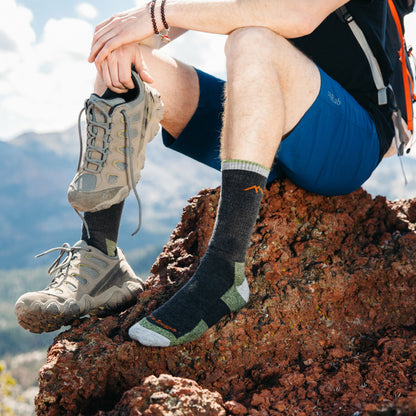 Men's Hiker Boot Midweight Hiking Socks | Darn Tough