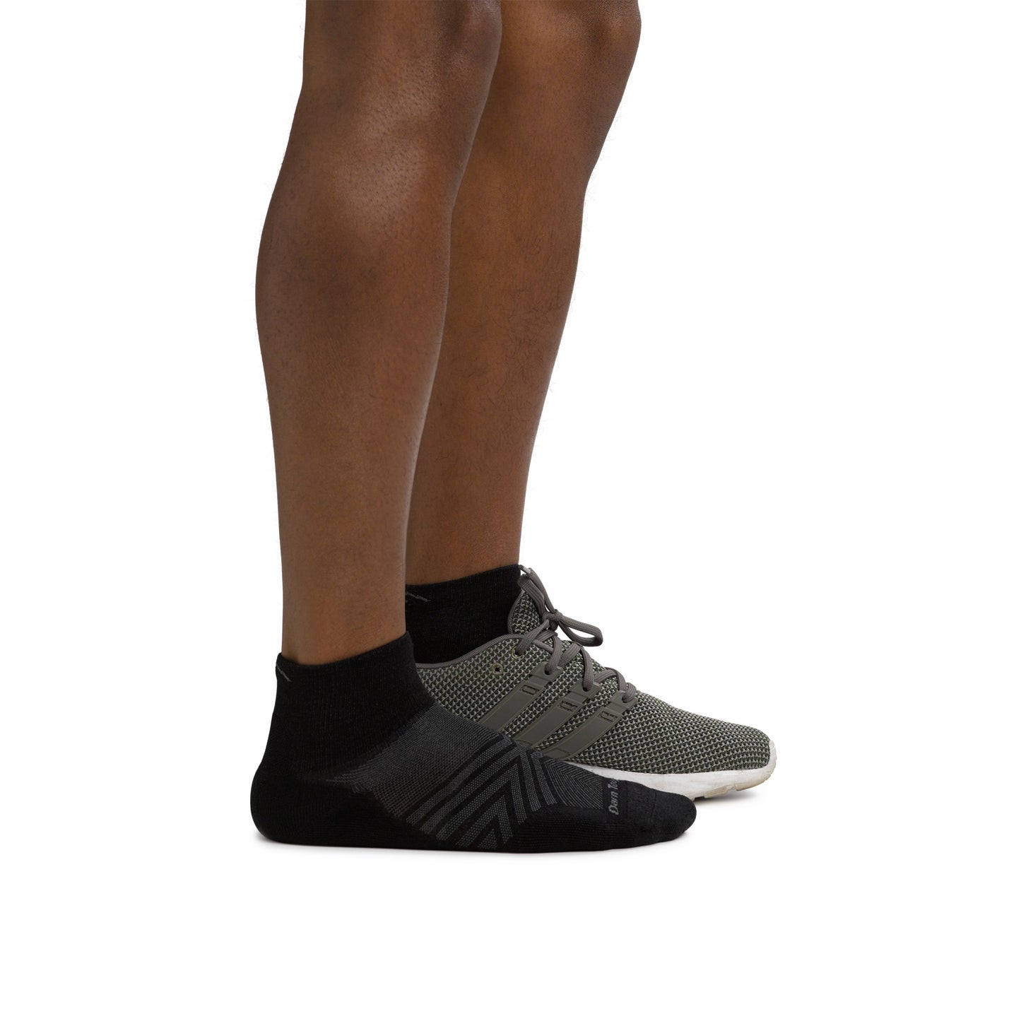 Men's Coolmax® Run Quarter Ultra-Lightweight Running Socks | Darn Tough