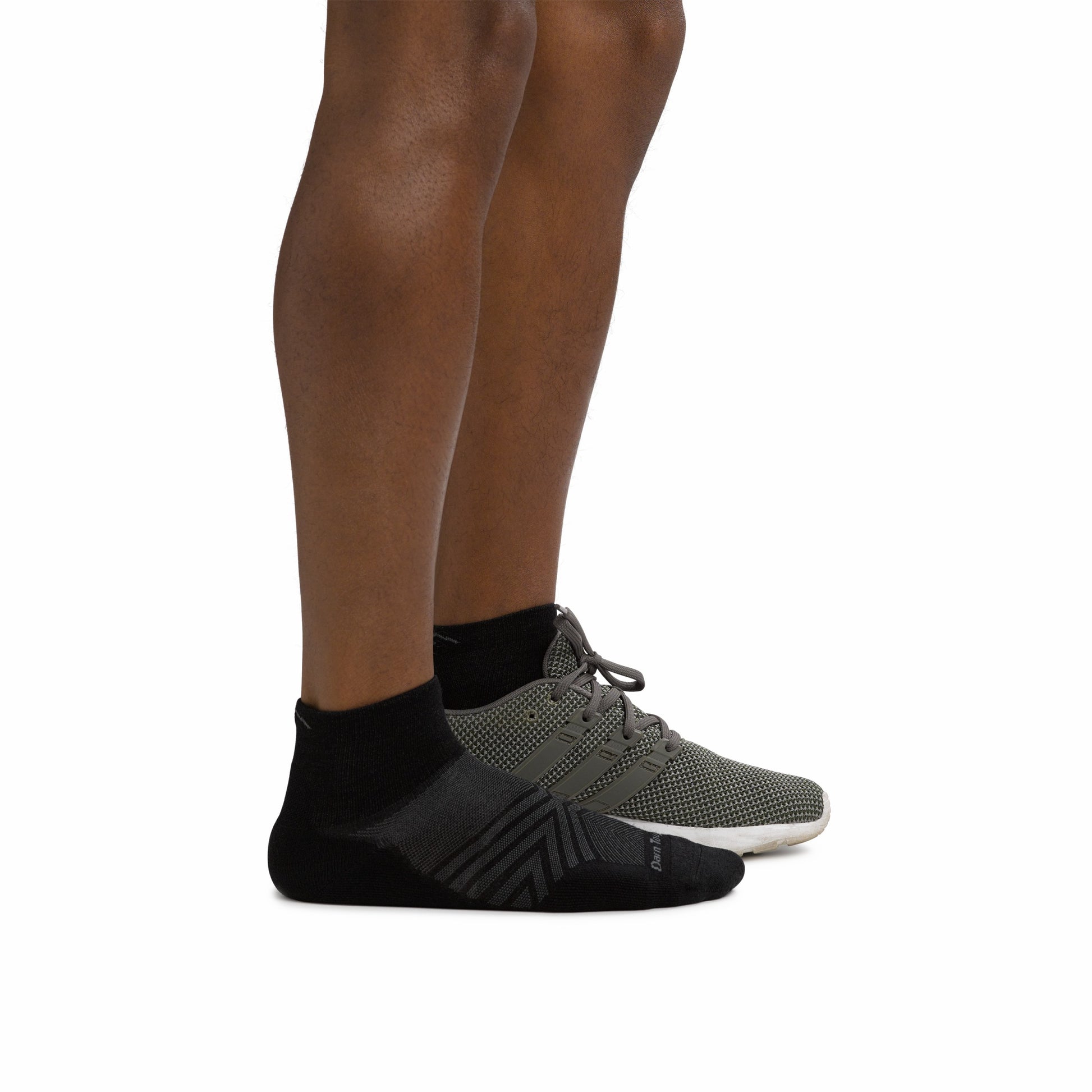 Men's Coolmax® Run Quarter Ultra-Lightweight Running Socks | Darn Tough