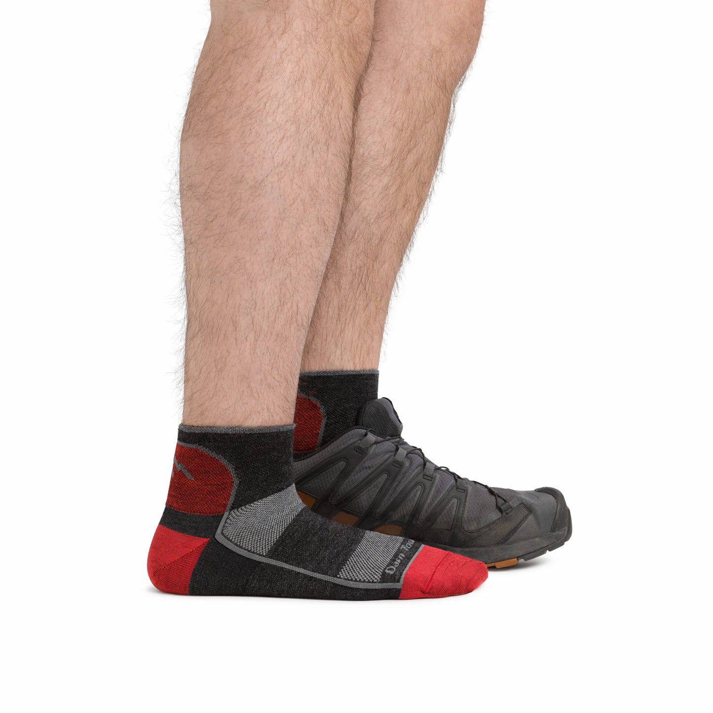 Men's 1715 Quarter Lightweight Running Socks | Darn Tough