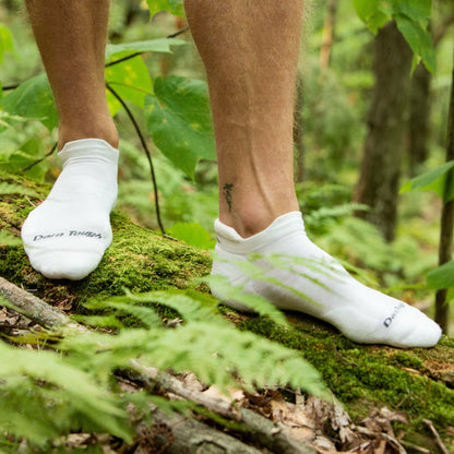Men's Coolmax® Run No Show Tab Ultra-Lightweight Running Socks | Darn Tough