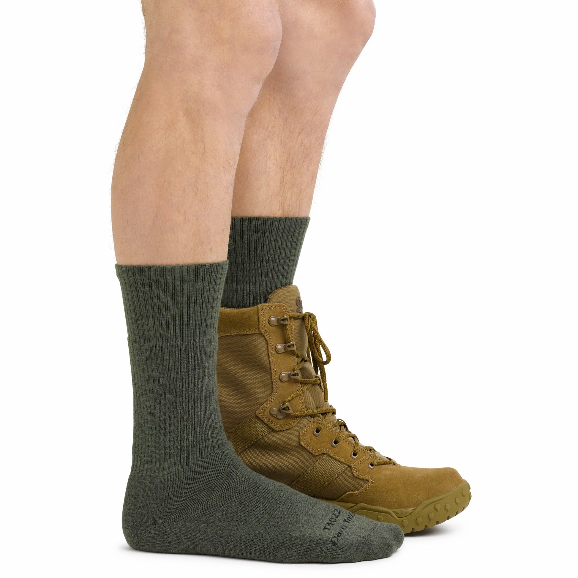 T4022 Boot Midweight Tactical Socks with Full Cushion | Darn Tough