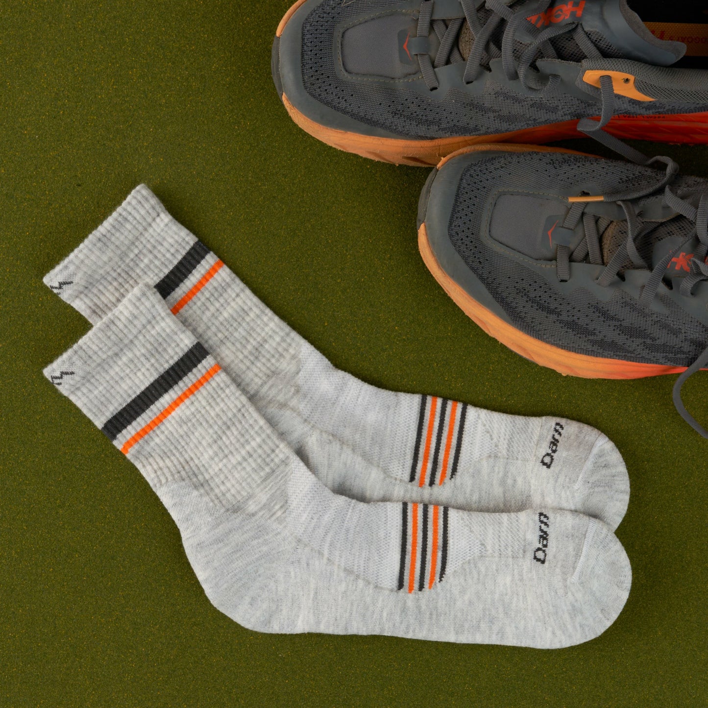 Men's Limited Edition Element Micro Crew Lightweight Running Socks | Darn Tough