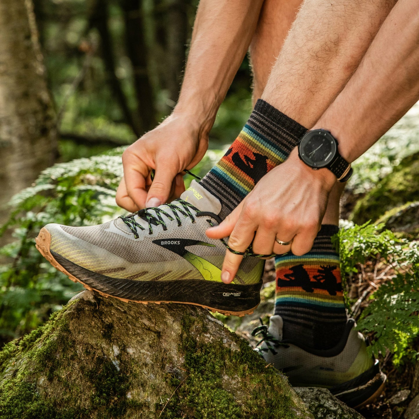 Men's Willoughby Micro Crew Lightweight Hiking Socks | Darn Tough