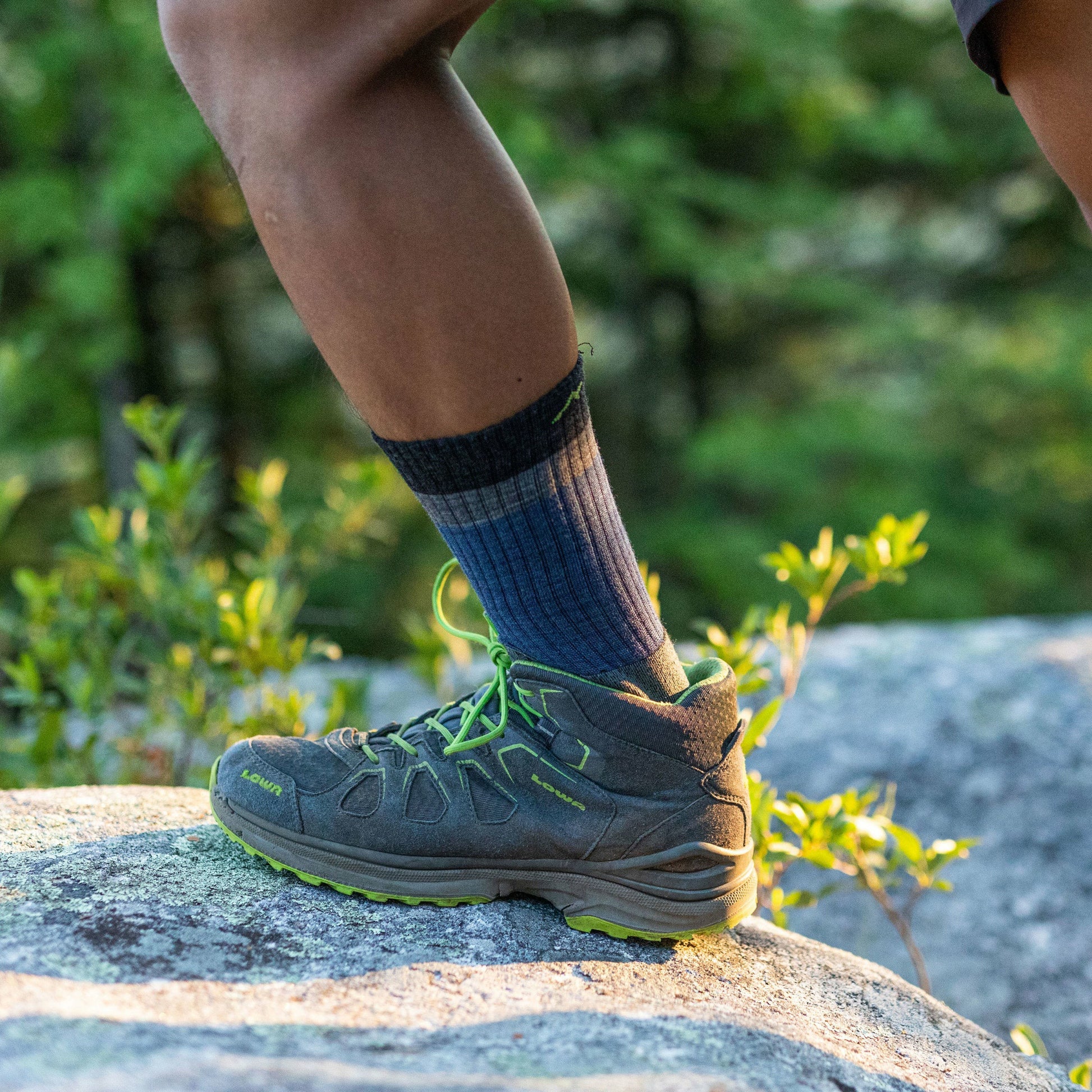 Men's Heady Stripe Micro Crew Lightweight Hiking Socks | Darn Tough