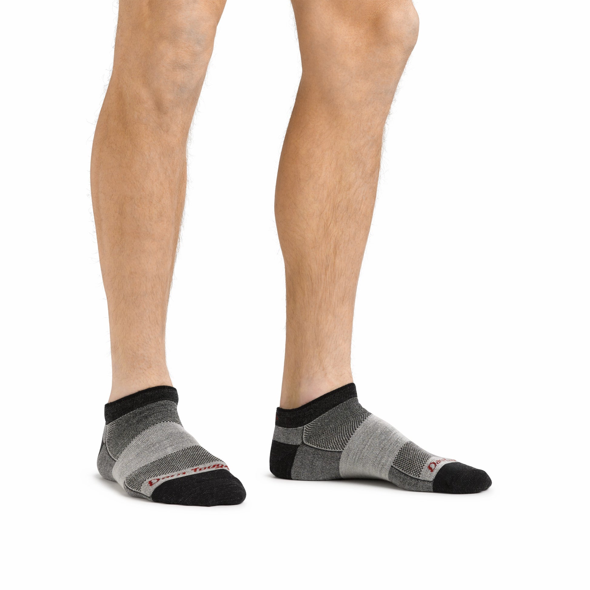 Men's 1437 No Show Lightweight Running Socks | Darn Tough
