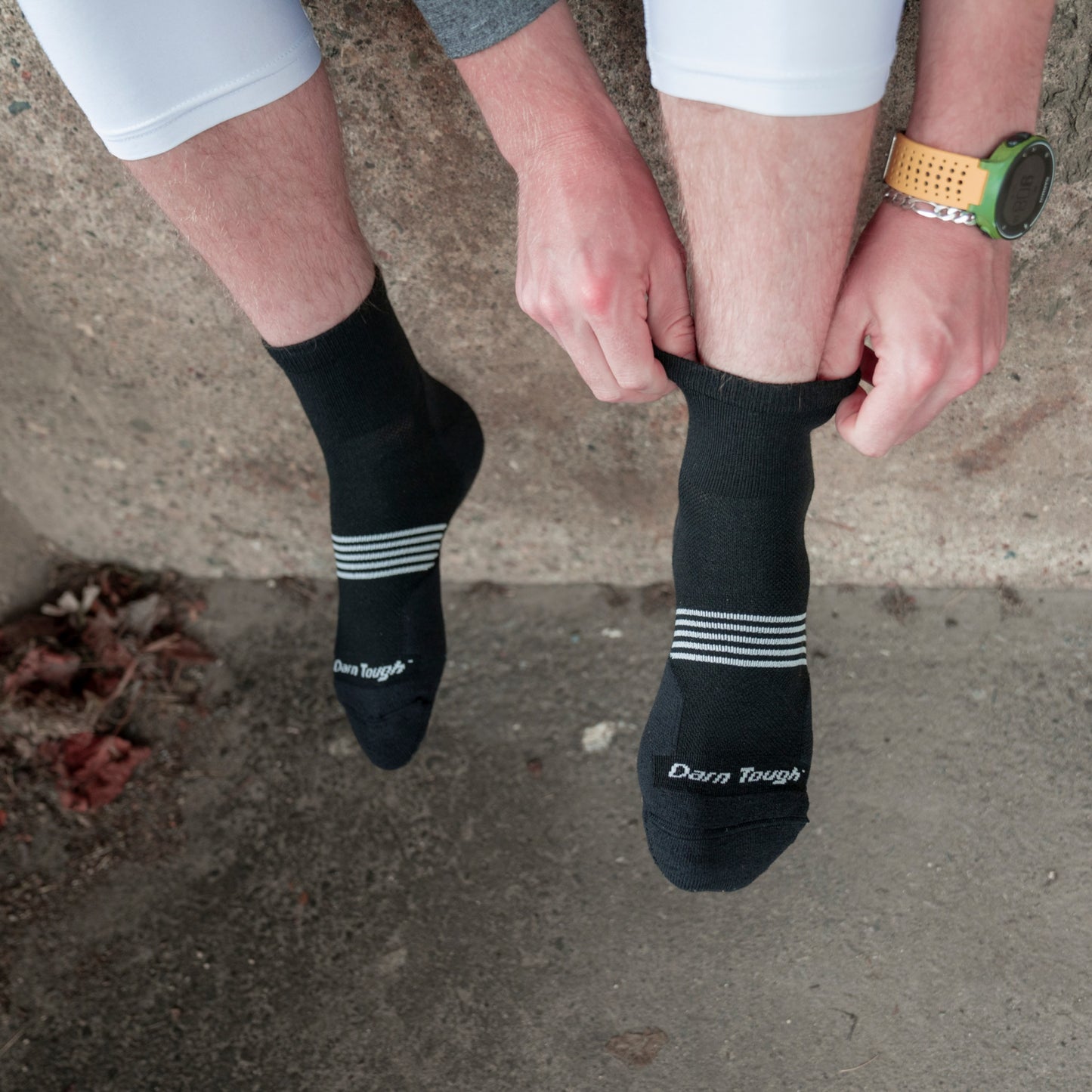 Men's Element Quarter Lightweight Running Socks | Darn Tough