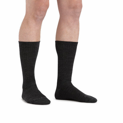 Men's The Standard Crew Lightweight Lifestyle Socks | Darn Tough