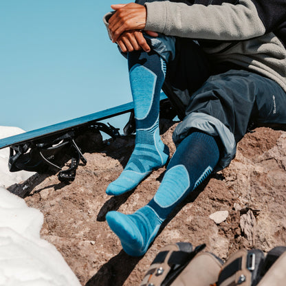 Men's Outer Limits Over-the-Calf Lightweight Ski & Snowboard Socks- Last Chance | Darn Tough