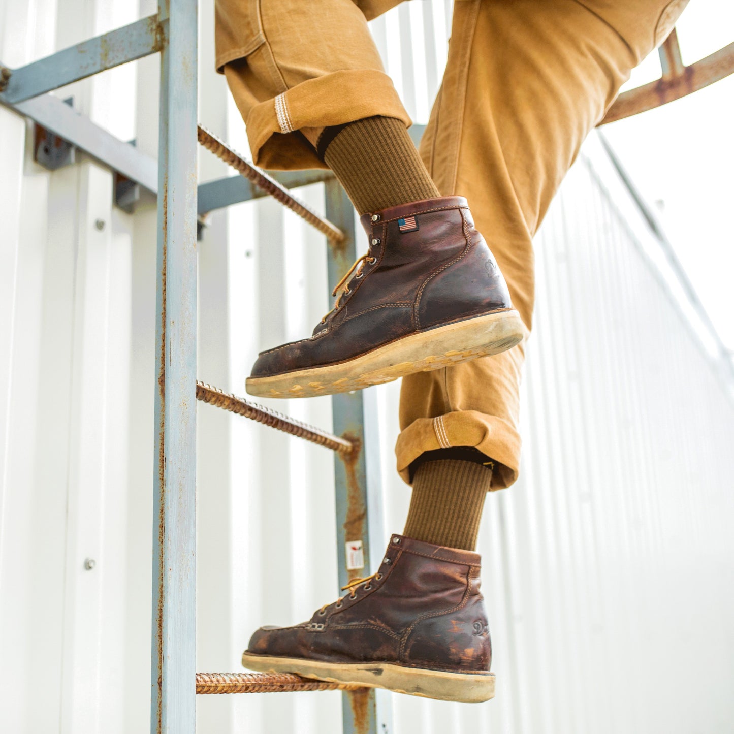 Men's Fred Tuttle Micro Crew Midweight Work Socks | Darn Tough