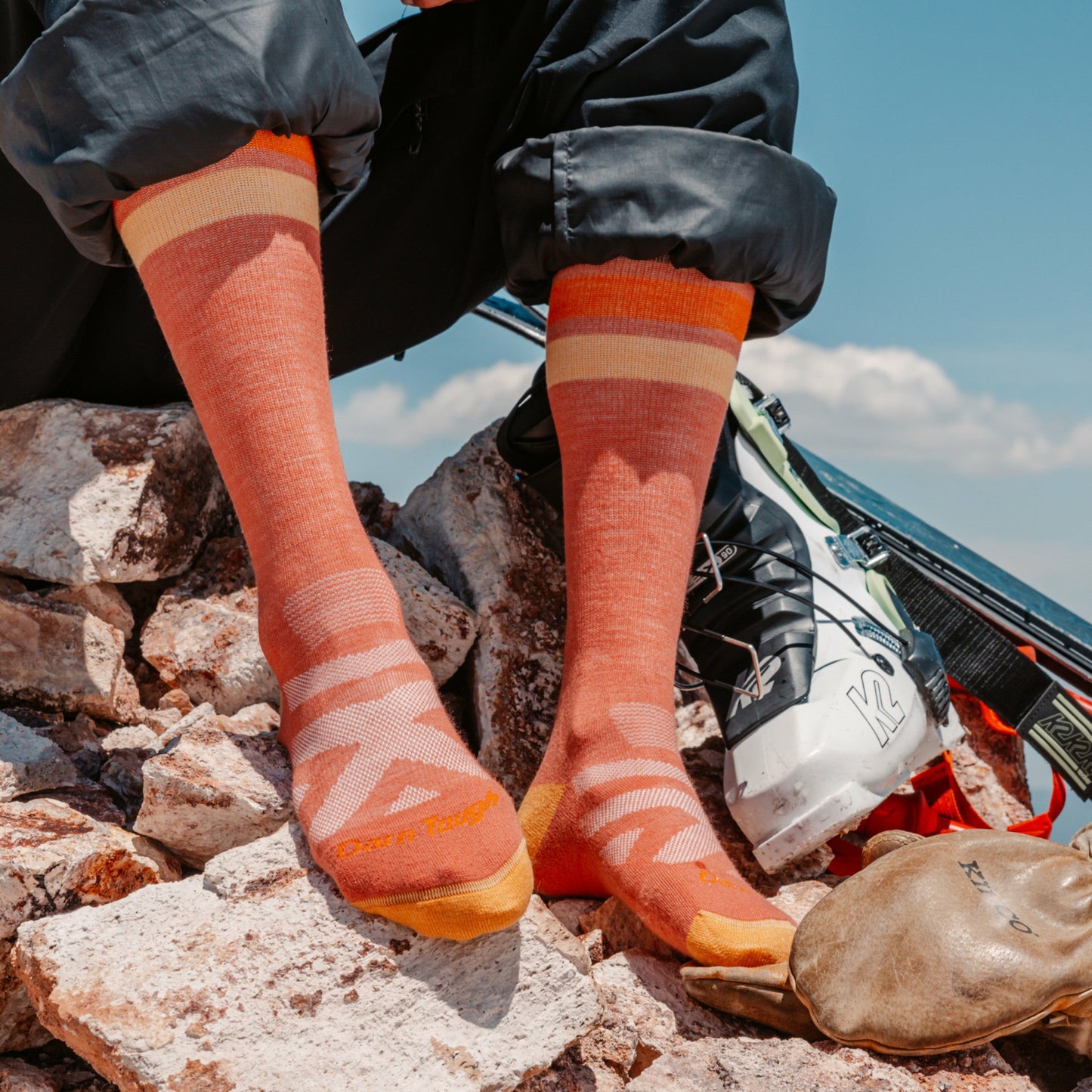 Women's Snowburst Over-the-Calf Midweight Ski & Snowboard Socks | Darn Tough