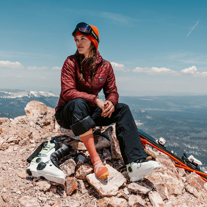 Women's Snowburst Over-the-Calf Midweight Ski & Snowboard Socks | Darn Tough