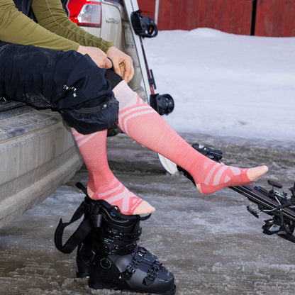 Women's Peaks RFL Over-the-Calf Ultra-Lightweight Ski & Snowboard Socks | Darn Tough