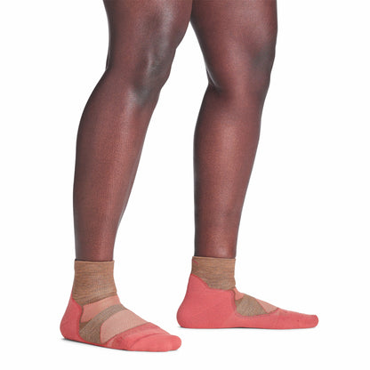 Women's Light Hiker Quarter Lightweight Hiking Socks | Darn Tough