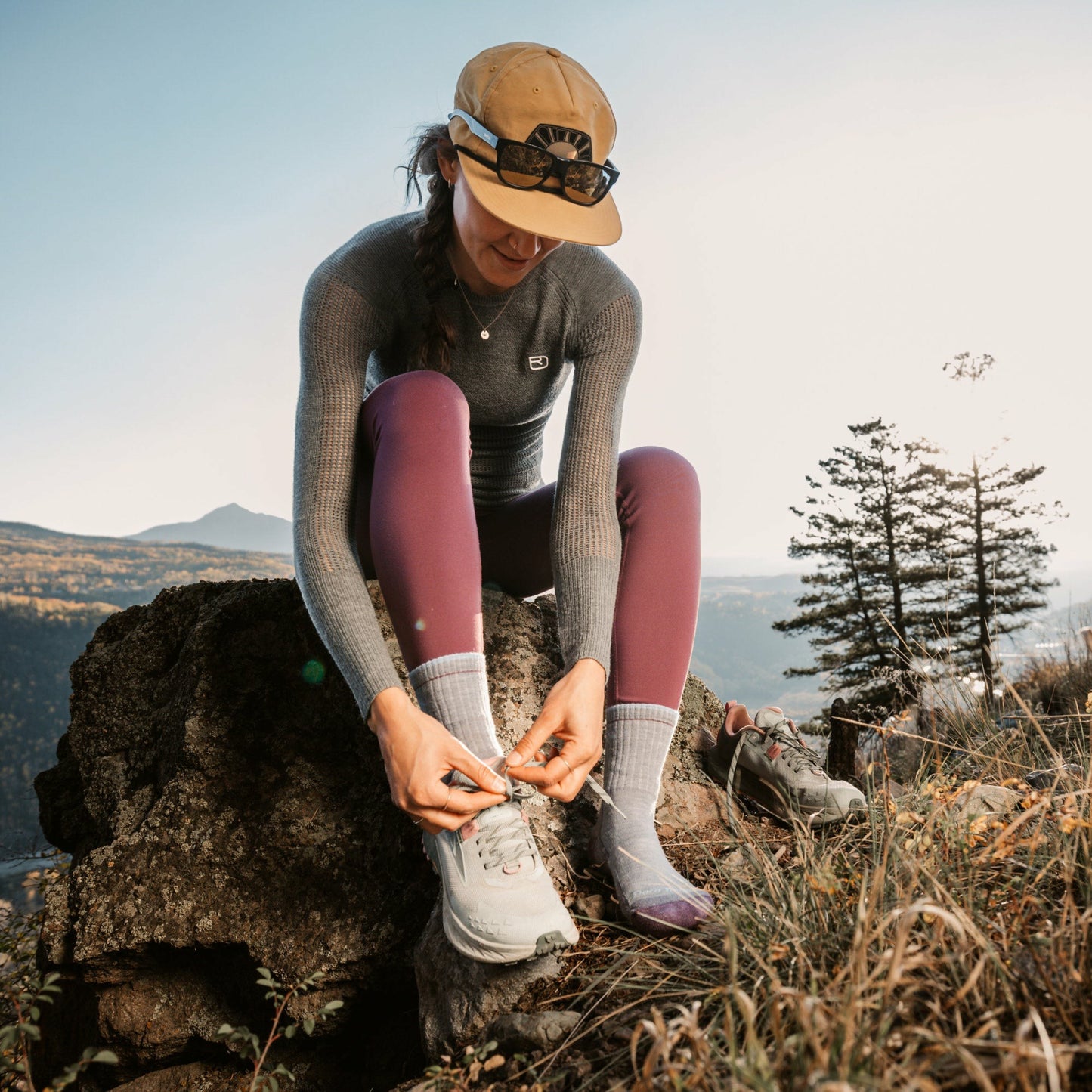 Women's Hiker Micro Crew Midweight Hiking Socks | Darn Tough