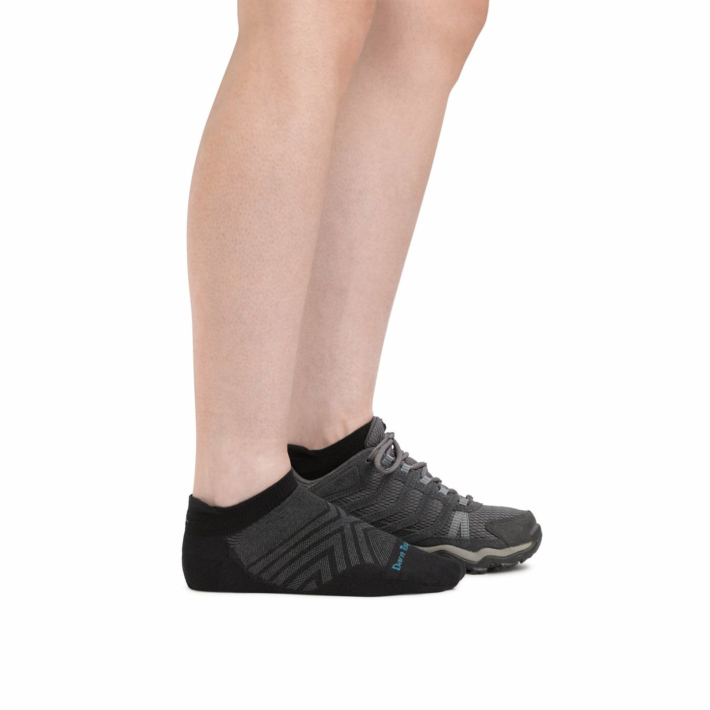 Women's Run No Show Tab Ultra-Lightweight Running Socks | Darn Tough