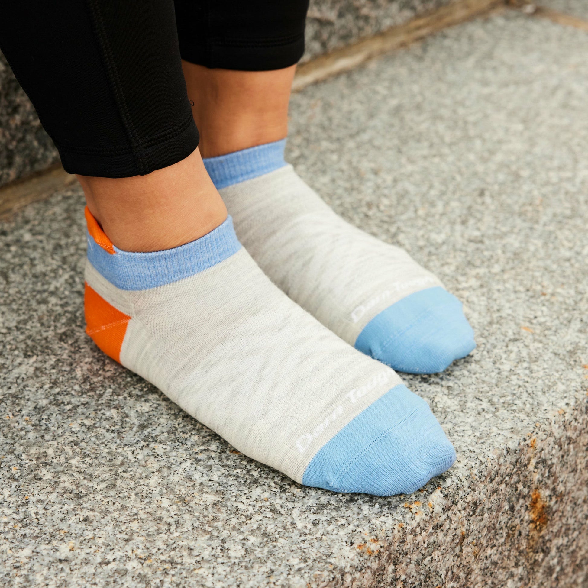 Women's Run No Show Tab Ultra-Lightweight Running Socks | Darn Tough