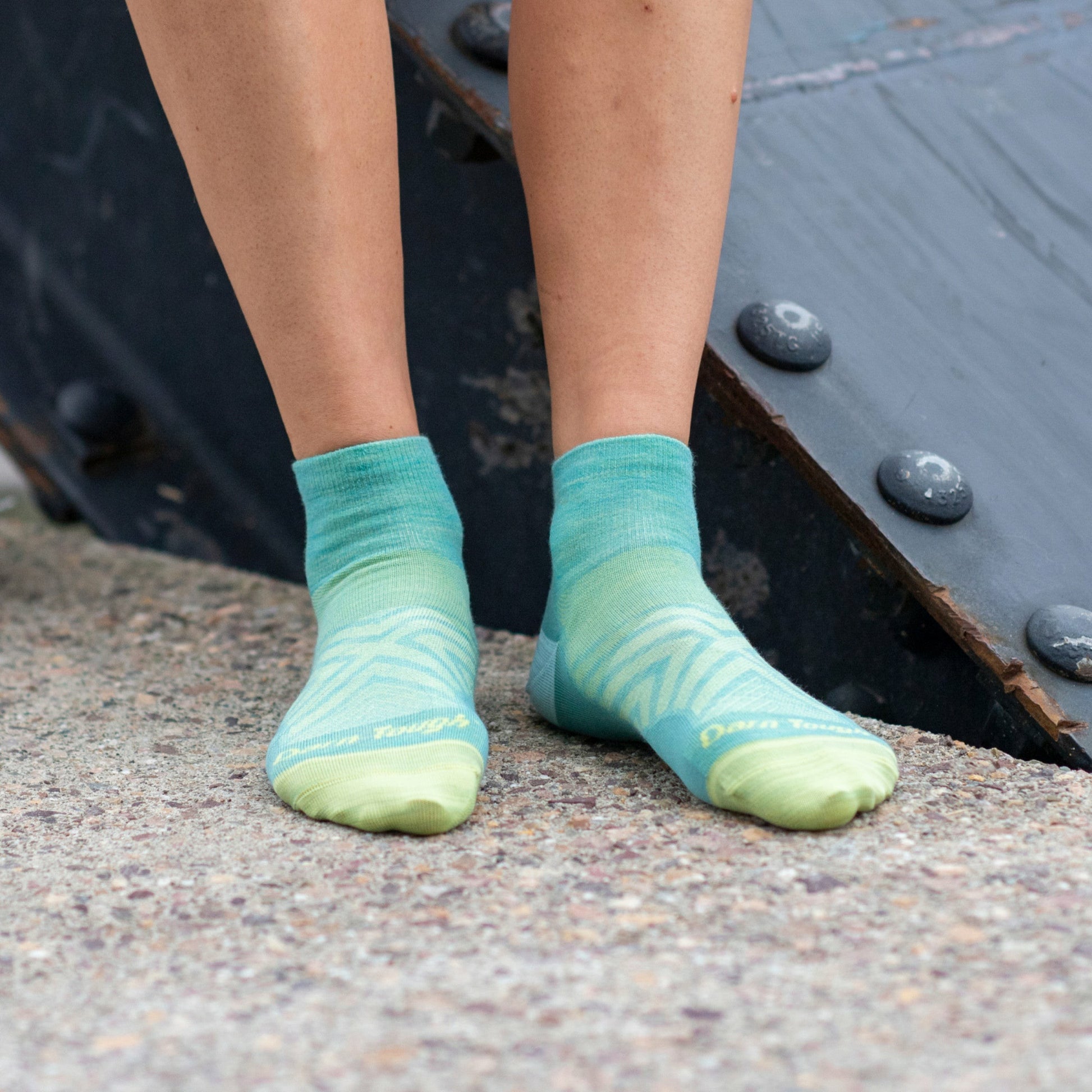 Women's Run Quarter Ultra-Lightweight Running Socks | Darn Tough
