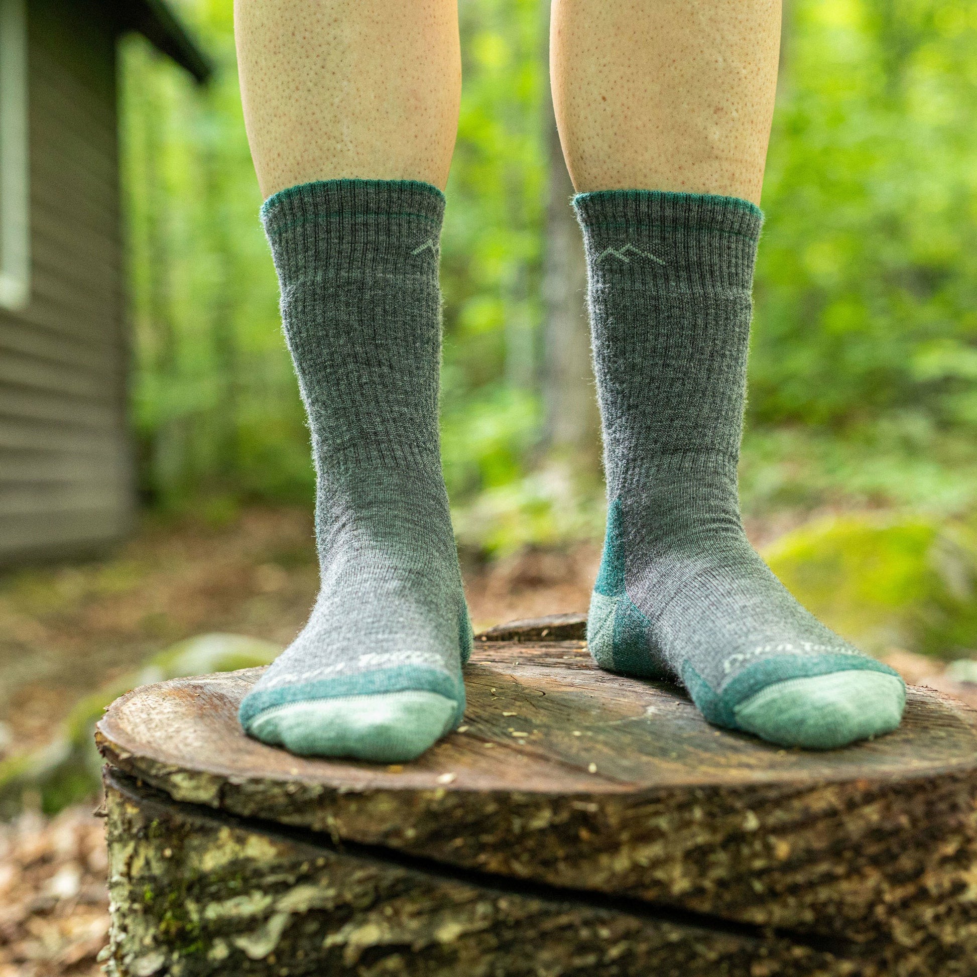Women's Hiker Boot Midweight Hiking Socks | Darn Tough