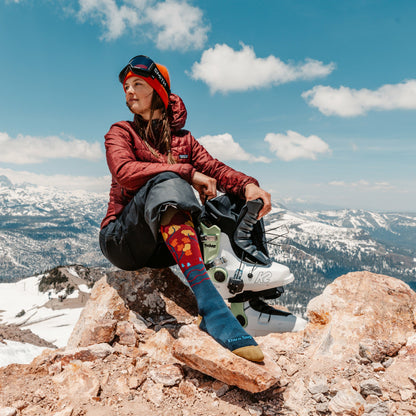 Women's Enchanted Over-the-Calf Midweight Ski & Snowboard Socks- Last Chance | Darn Tough
