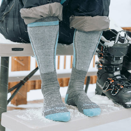 Women's Edge Over-the-Calf Midweight Ski & Snowboard Socks | Darn Tough