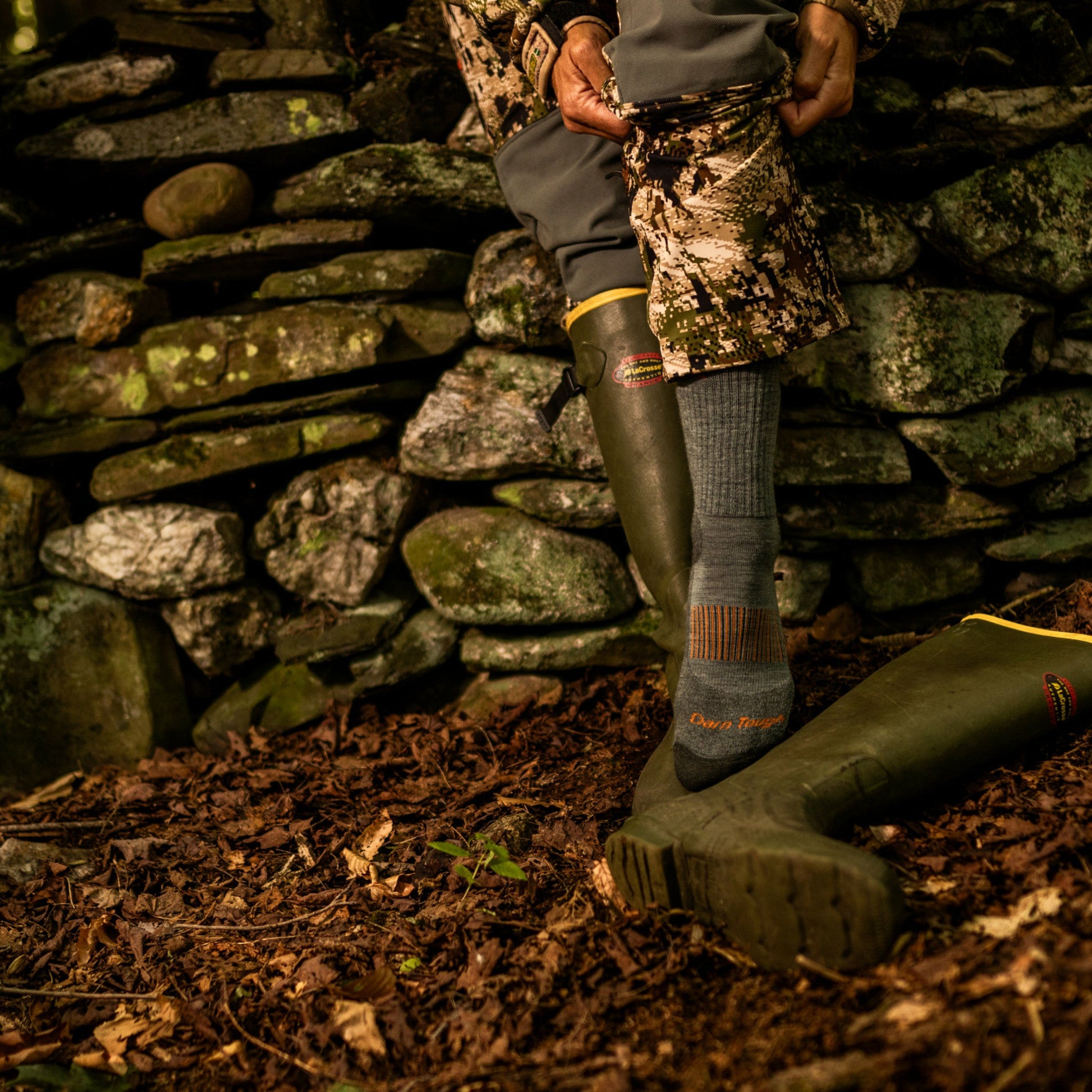 Women's  Boot Midweight Hunting Socks | Darn Tough
