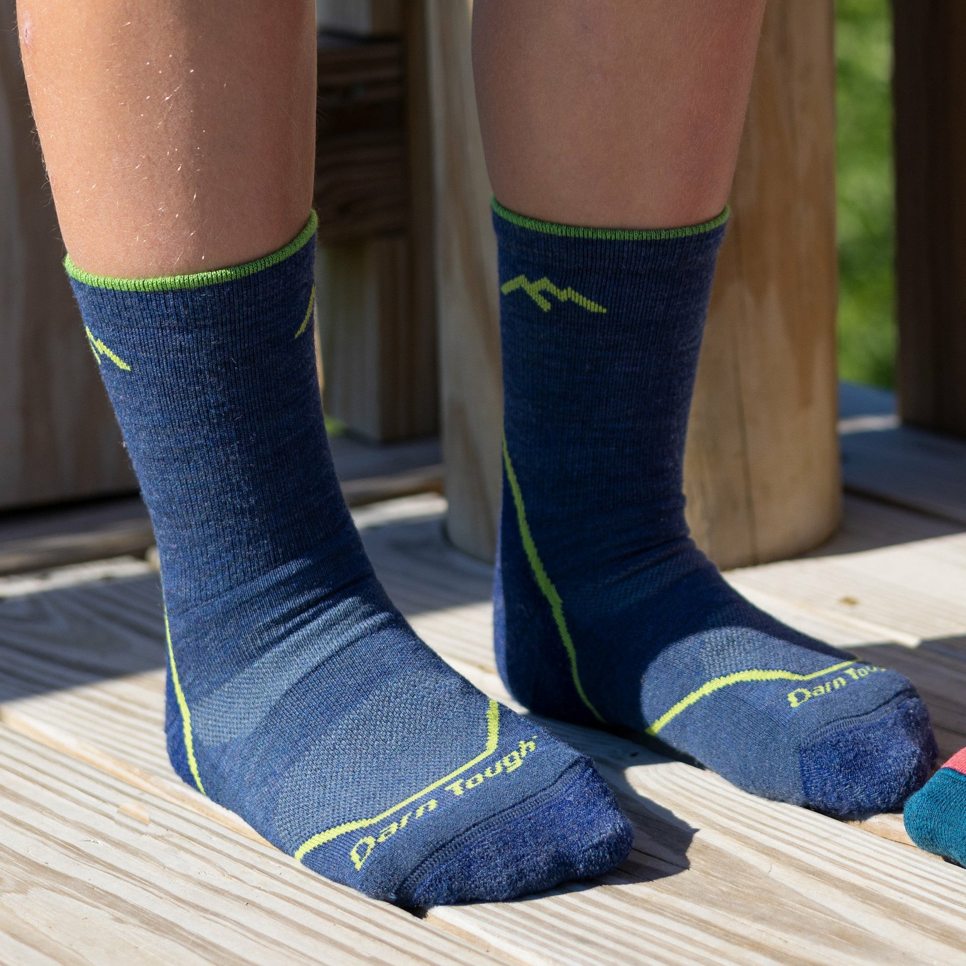 Kids Light Hiker Micro Crew Lightweight Hiking Socks | Darn Tough