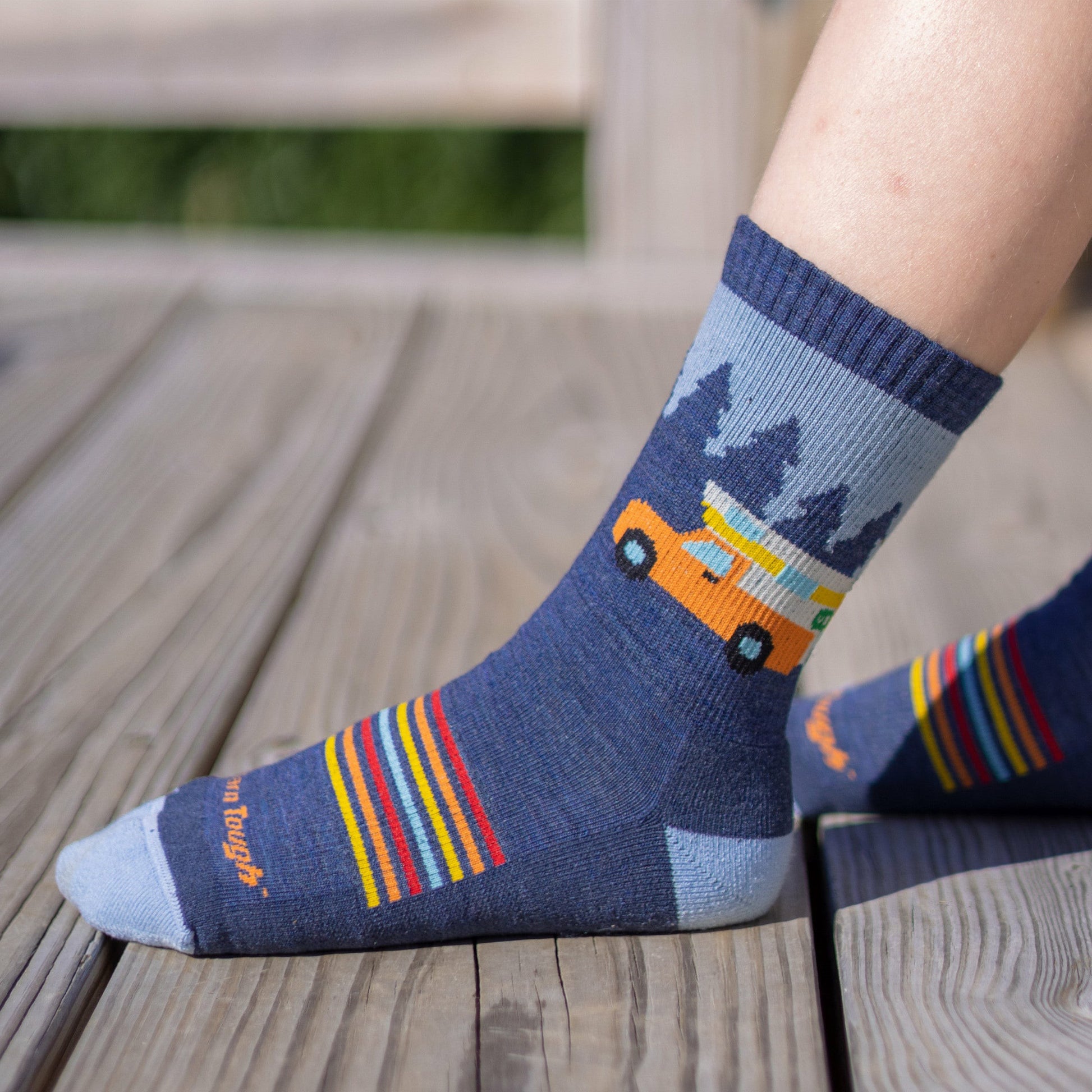 Kids Van Wild Micro Crew Lightweight Hiking Socks | Darn Tough
