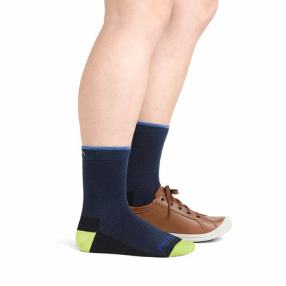 Kids Field Trip Micro Crew Lightweight Hiking Socks | Darn Tough