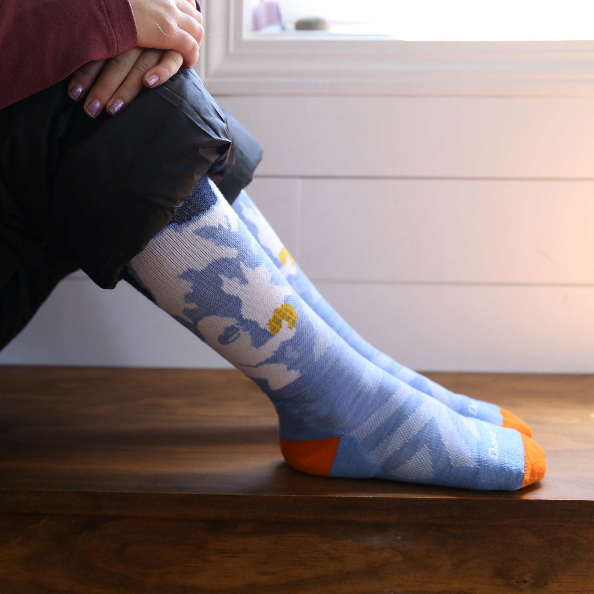 Kids Little Yeti Over-the-Calf Midweight Ski & Snowboard Socks | Darn Tough